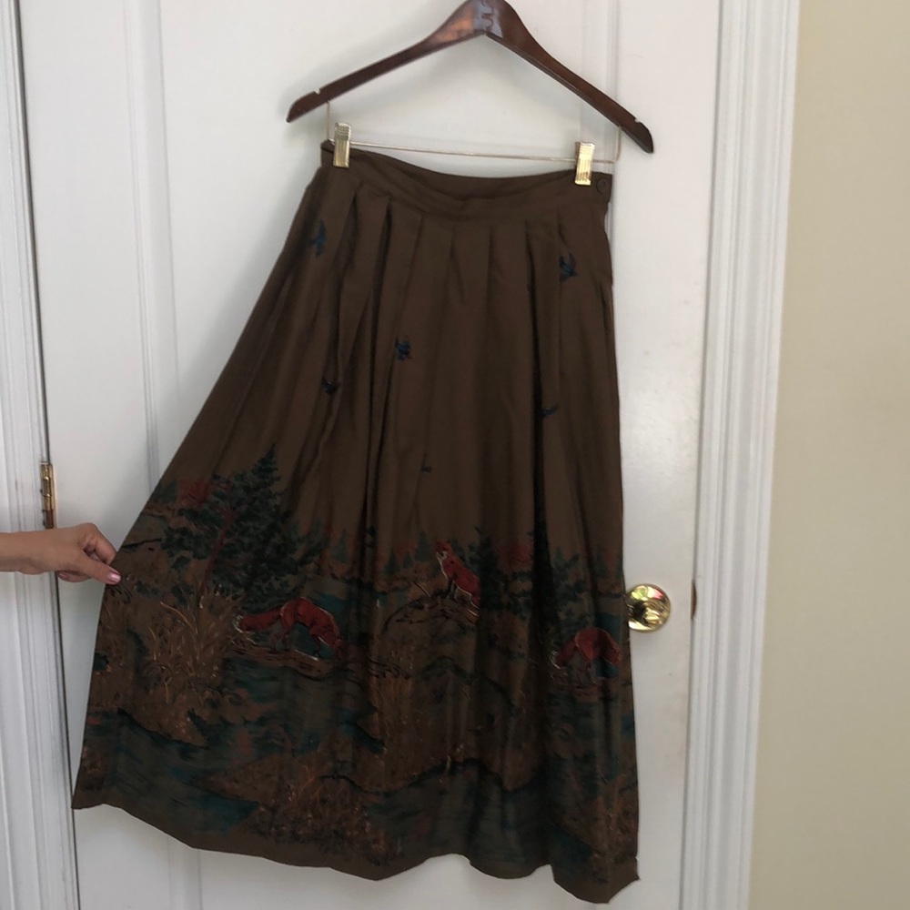 Dark khaki wilderness print skirt